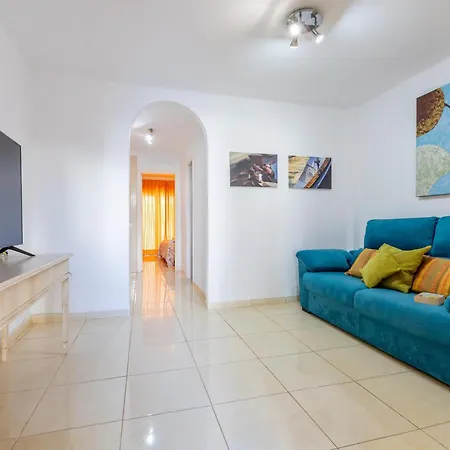 Paraiso Royal, Sunny Terrace Pool Apartment *