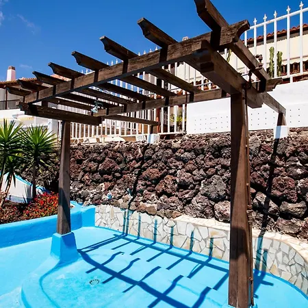 Paraiso Royal, Sunny Terrace Pool Apartment